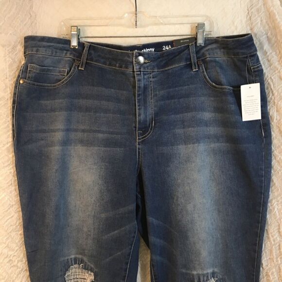 Avenue "Skinny" Blue Distressed Size Jeans Size 24A - Picture 3 of 15